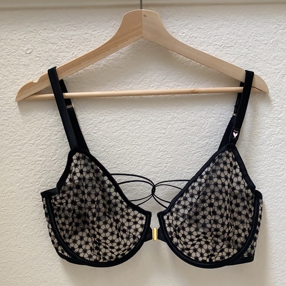 Victoria's Secret Other - Victoria’s Secret Starburst Unlined Demi B…